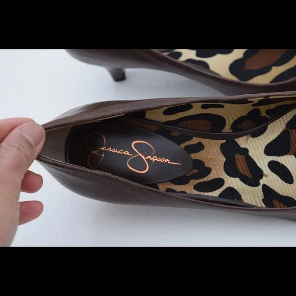 Jessica Simpson low heels - Picture 8 of 8